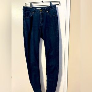 H&M Dark Wash Skinny Jeans sz US 6